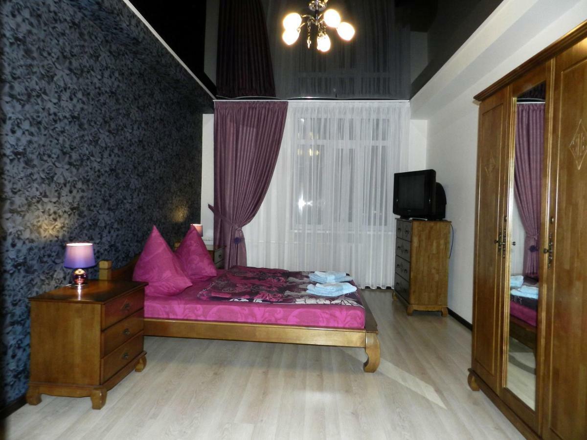 3-Room Luxury Apartment 100M2 On Sobornyi Avenue 193, By Grandhome Zaporizhia Exterior photo