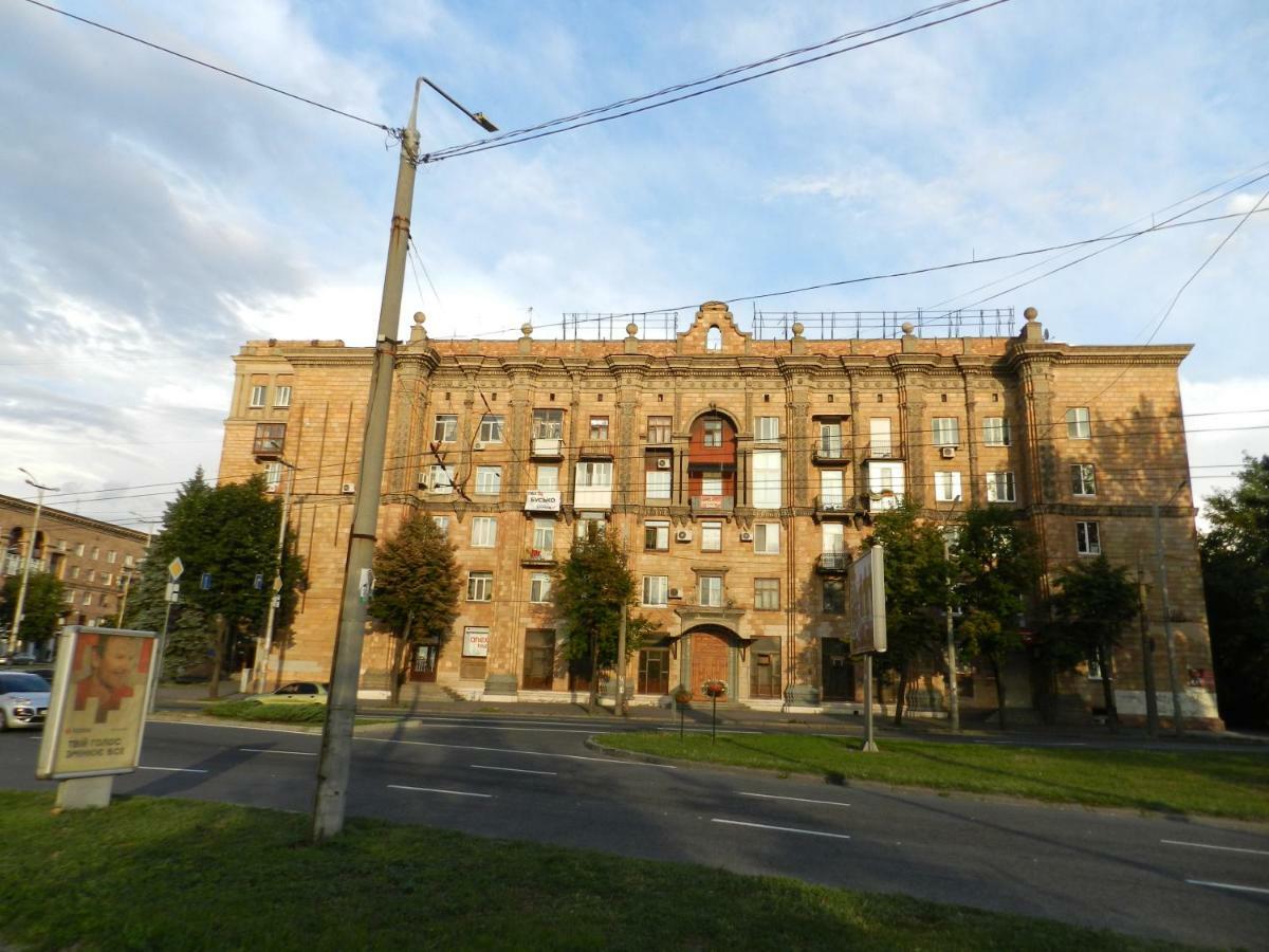 3-Room Luxury Apartment 100M2 On Sobornyi Avenue 193, By Grandhome Zaporizhia Exterior photo